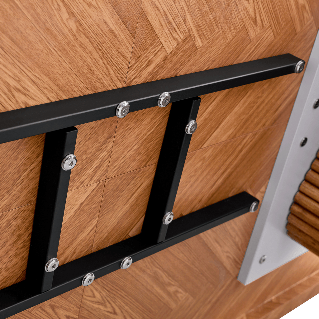 Arvo – Mesa de Comedor Ovalada de 180 cm en Madera de Nogal con Patas Escultóricas