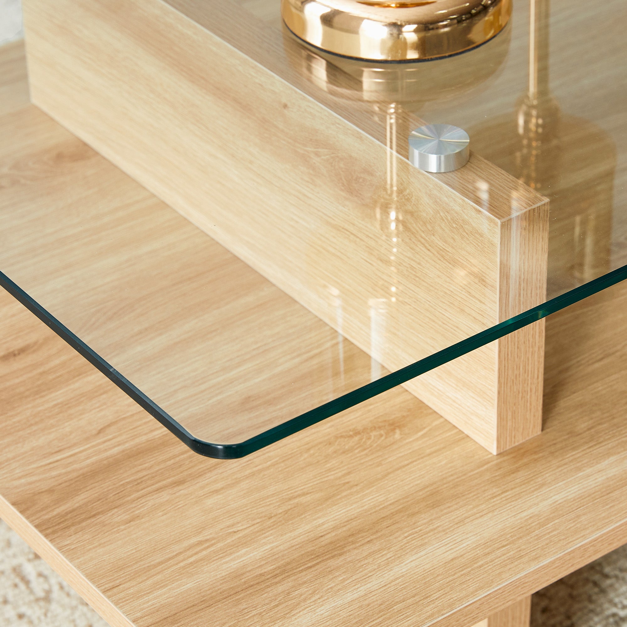 Table basse en verre avec étagère en bois