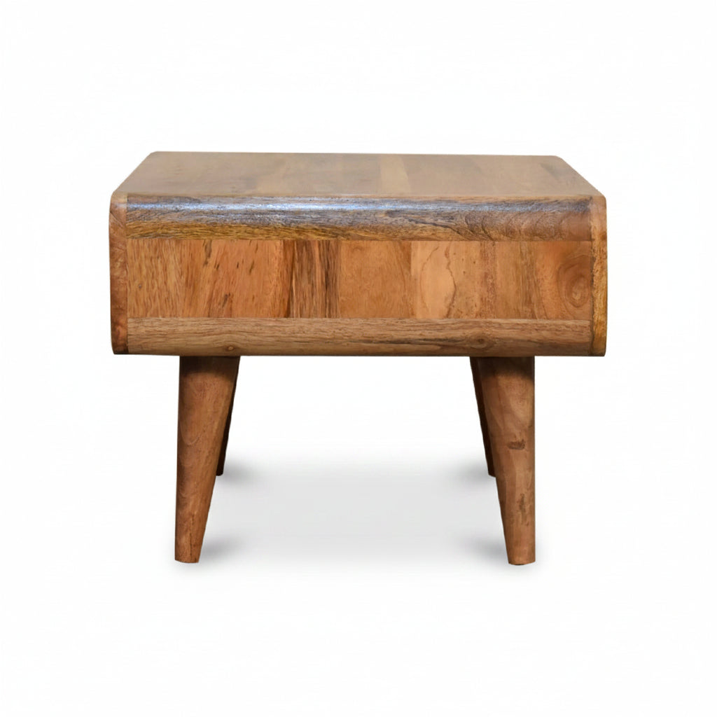 Arvo – Table d’Appoint Scandinave en Bois Massif avec Rangement Ouvert
